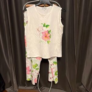 Pants top set floral ankle length tropical print never worn